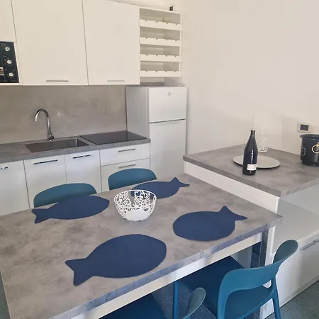 Nina's House , Di Carolina 300 Dal Mare Appartamento Isca Marina