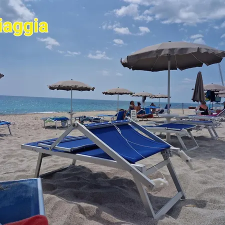 Nina's House , Di Carolina 300 Dal Mare Appartamento *